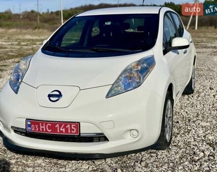 Белый Ниссан Лиф, объемом двигателя 0 л и пробегом 160 тыс. км за 6499 $, фото 10 на Automoto.ua