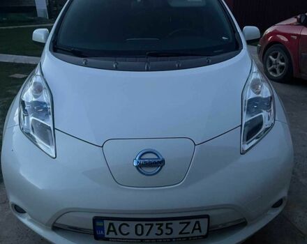 Белый Ниссан Лиф, объемом двигателя 0 л и пробегом 116 тыс. км за 5000 $, фото 17 на Automoto.ua