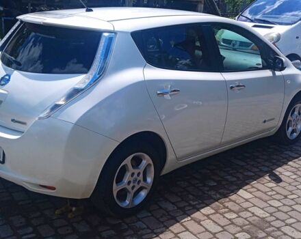 Белый Ниссан Лиф, объемом двигателя 0 л и пробегом 110 тыс. км за 6600 $, фото 6 на Automoto.ua