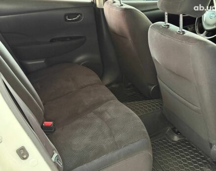 Белый Ниссан Лиф, объемом двигателя 0 л и пробегом 102 тыс. км за 6490 $, фото 18 на Automoto.ua