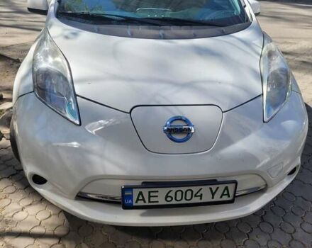 Ніссан Ліф 2013 у Дніпро (Дніпропетровську) на Automoto.ua Білий Ніссан Ліф, об'ємом двигуна 3 л та пробігом 168 тис. км за 4500 $, фото 14 на Automoto.ua