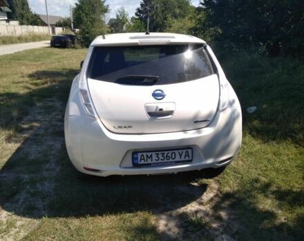 Белый Ниссан Лиф, объемом двигателя 0 л и пробегом 181 тыс. км за 7000 $, фото 4 на Automoto.ua