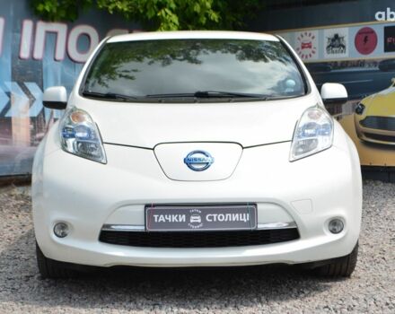 Белый Ниссан Лиф, объемом двигателя 0 л и пробегом 190 тыс. км за 5999 $, фото 2 на Automoto.ua
