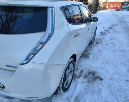 Білий Ніссан Ліф, об'ємом двигуна 0 л та пробігом 116 тис. км за 10500 $, фото 18 на Automoto.ua