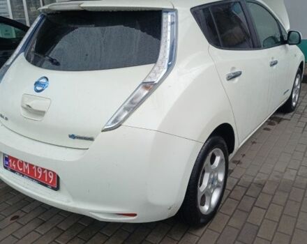 Белый Ниссан Лиф, объемом двигателя 0 л и пробегом 125 тыс. км за 5900 $, фото 5 на Automoto.ua