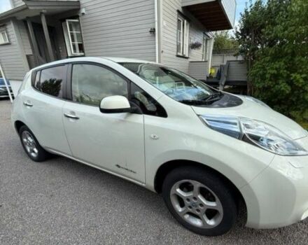 Белый Ниссан Лиф, объемом двигателя 0 л и пробегом 125 тыс. км за 5900 $, фото 2 на Automoto.ua