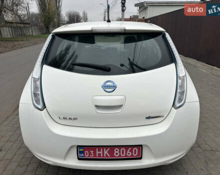 Білий Ніссан Ліф, об'ємом двигуна 0 л та пробігом 67 тис. км за 6999 $, фото 2 на Automoto.ua
