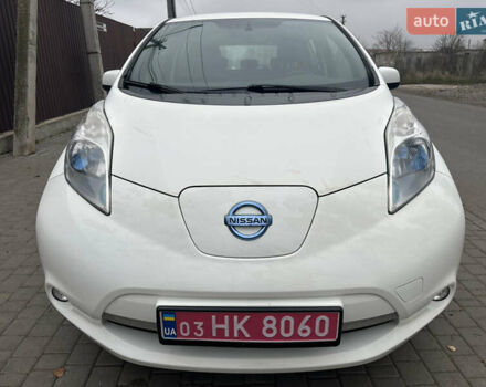 Білий Ніссан Ліф, об'ємом двигуна 0 л та пробігом 67 тис. км за 6999 $, фото 5 на Automoto.ua