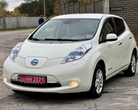 Белый Ниссан Лиф, объемом двигателя 0 л и пробегом 140 тыс. км за 4950 $, фото 6 на Automoto.ua