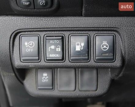 Белый Ниссан Лиф, объемом двигателя 0 л и пробегом 220 тыс. км за 7300 $, фото 16 на Automoto.ua