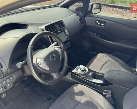 Білий Ніссан Ліф, об'ємом двигуна 0 л та пробігом 187 тис. км за 6300 $, фото 13 на Automoto.ua