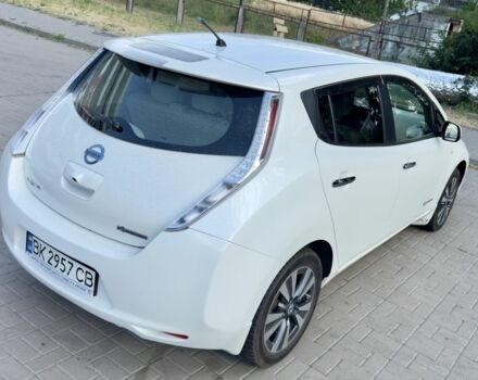 Белый Ниссан Лиф, объемом двигателя 0 л и пробегом 121 тыс. км за 6800 $, фото 10 на Automoto.ua