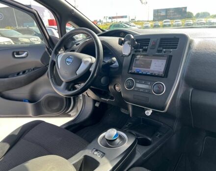 Білий Ніссан Ліф, об'ємом двигуна 1.5 л та пробігом 85 тис. км за 6490 $, фото 34 на Automoto.ua