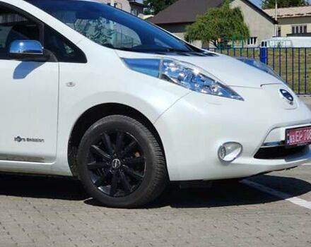 Белый Ниссан Лиф, объемом двигателя 0 л и пробегом 137 тыс. км за 6500 $, фото 8 на Automoto.ua