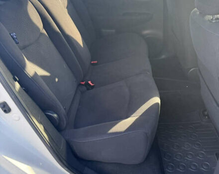 Белый Ниссан Лиф, объемом двигателя 0 л и пробегом 49 тыс. км за 7500 $, фото 16 на Automoto.ua