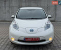 Білий Ніссан Ліф, об'ємом двигуна 0 л та пробігом 122 тис. км за 6200 $, фото 1 на Automoto.ua