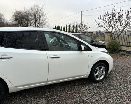 Белый Ниссан Лиф, объемом двигателя 0 л и пробегом 116 тыс. км за 6500 $, фото 6 на Automoto.ua