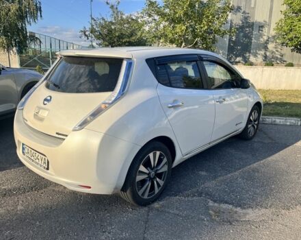 Білий Ніссан Ліф, об'ємом двигуна 0 л та пробігом 160 тис. км за 6900 $, фото 1 на Automoto.ua