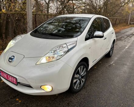 Белый Ниссан Лиф, объемом двигателя 0 л и пробегом 106 тыс. км за 8800 $, фото 1 на Automoto.ua