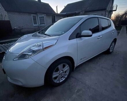 Белый Ниссан Лиф, объемом двигателя 0 л и пробегом 116 тыс. км за 5000 $, фото 19 на Automoto.ua