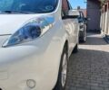 Белый Ниссан Лиф, объемом двигателя 0 л и пробегом 127 тыс. км за 6000 $, фото 3 на Automoto.ua