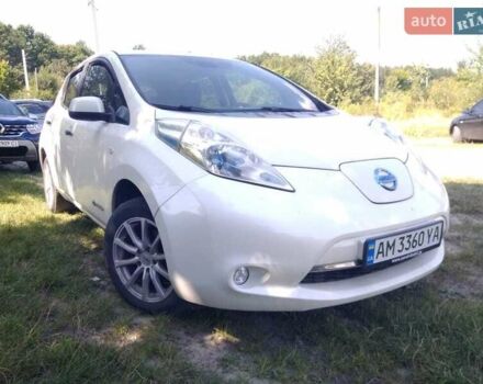 Белый Ниссан Лиф, объемом двигателя 0 л и пробегом 181 тыс. км за 6445 $, фото 4 на Automoto.ua