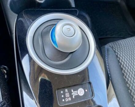 Белый Ниссан Лиф, объемом двигателя 0 л и пробегом 160 тыс. км за 6499 $, фото 9 на Automoto.ua