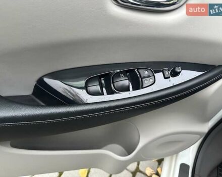 Белый Ниссан Лиф, объемом двигателя 0 л и пробегом 132 тыс. км за 5300 $, фото 21 на Automoto.ua