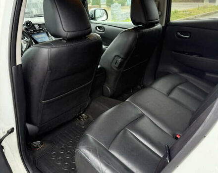 Белый Ниссан Лиф, объемом двигателя 0 л и пробегом 115 тыс. км за 6400 $, фото 10 на Automoto.ua