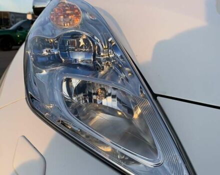 Білий Ніссан Ліф, об'ємом двигуна 0 л та пробігом 145 тис. км за 6950 $, фото 29 на Automoto.ua