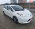Білий Ніссан Ліф, об'ємом двигуна 0 л та пробігом 129 тис. км за 6700 $, фото 1 на Automoto.ua