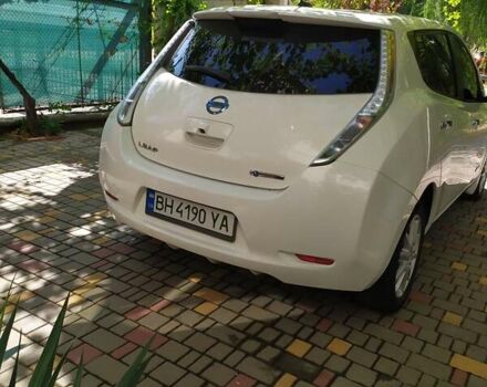 Білий Ніссан Ліф, об'ємом двигуна 0 л та пробігом 191 тис. км за 6700 $, фото 6 на Automoto.ua