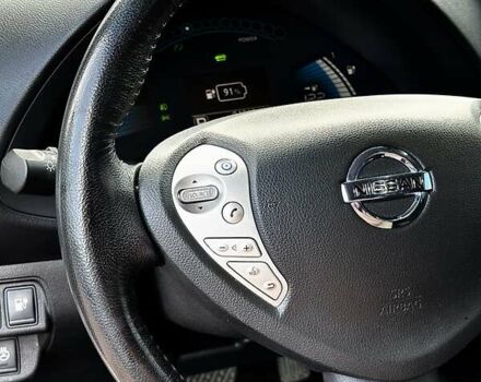 Білий Ніссан Ліф, об'ємом двигуна 0 л та пробігом 96 тис. км за 7950 $, фото 36 на Automoto.ua