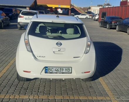 Білий Ніссан Ліф, об'ємом двигуна 0 л та пробігом 154 тис. км за 5600 $, фото 3 на Automoto.ua