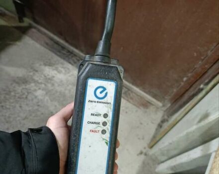 Белый Ниссан Лиф, объемом двигателя 0 л и пробегом 170 тыс. км за 6300 $, фото 9 на Automoto.ua