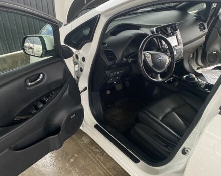 Белый Ниссан Лиф, объемом двигателя 0 л и пробегом 83 тыс. км за 7250 $, фото 7 на Automoto.ua