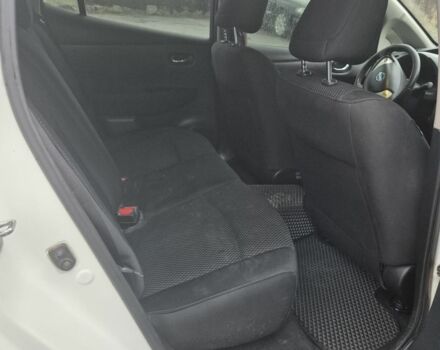 Белый Ниссан Лиф, объемом двигателя 0 л и пробегом 158 тыс. км за 6300 $, фото 6 на Automoto.ua