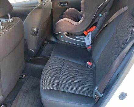 Белый Ниссан Лиф, объемом двигателя 0 л и пробегом 75 тыс. км за 6800 $, фото 1 на Automoto.ua