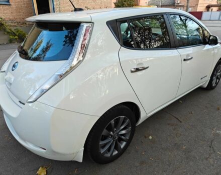 Белый Ниссан Лиф, объемом двигателя 0 л и пробегом 118 тыс. км за 7599 $, фото 2 на Automoto.ua