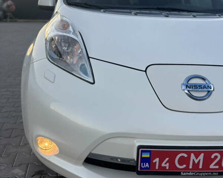 Білий Ніссан Ліф, об'ємом двигуна 0 л та пробігом 127 тис. км за 6450 $, фото 12 на Automoto.ua