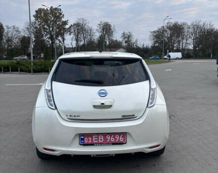 Белый Ниссан Лиф, объемом двигателя 0 л и пробегом 145 тыс. км за 6799 $, фото 9 на Automoto.ua