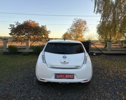 Белый Ниссан Лиф, объемом двигателя 0 л и пробегом 117 тыс. км за 6200 $, фото 5 на Automoto.ua