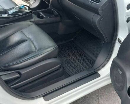 Белый Ниссан Лиф, объемом двигателя 0 л и пробегом 170 тыс. км за 6600 $, фото 8 на Automoto.ua