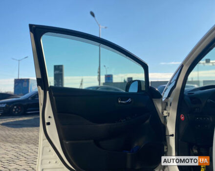 Білий Ніссан Ліф, об'ємом двигуна 24 л та пробігом 122 тис. км за 7700 $, фото 6 на Automoto.ua