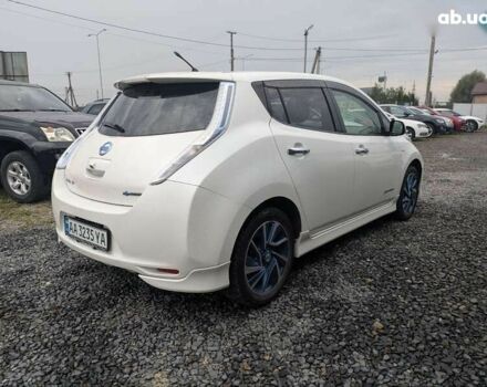Білий Ніссан Ліф, об'ємом двигуна 0 л та пробігом 134 тис. км за 6500 $, фото 7 на Automoto.ua