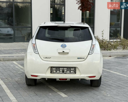 Ниссан Лиф 2014 в Городке на Automoto.ua Белый Ниссан Лиф, объемом двигателя 0 л и пробегом 161 тыс. км за 7700 $, фото 4 на Automoto.ua