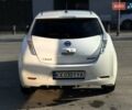 Білий Ніссан Ліф, об'ємом двигуна 0 л та пробігом 60 тис. км за 7500 $, фото 5 на Automoto.ua