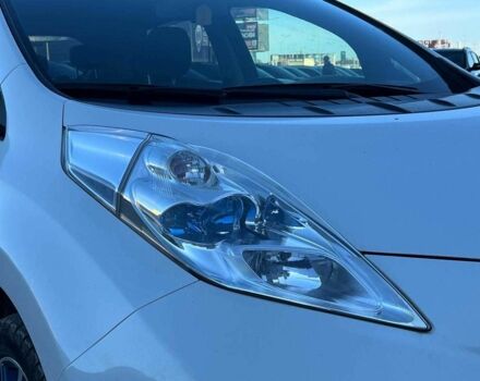 Белый Ниссан Лиф, объемом двигателя 0 л и пробегом 134 тыс. км за 6190 $, фото 7 на Automoto.ua