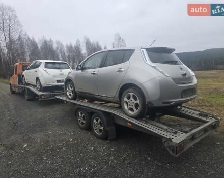 Белый Ниссан Лиф, объемом двигателя 0 л и пробегом 72 тыс. км за 6750 $, фото 14 на Automoto.ua