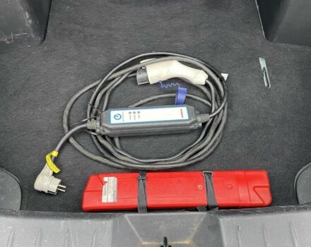 Ниссан Лиф 2014 в Виннице на Automoto.ua Белый Ниссан Лиф, объемом двигателя 0 л и пробегом 223 тыс. км за 5700 $, фото 15 на Automoto.ua